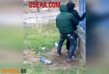 Узбекская студентка дала раком прямо на улице